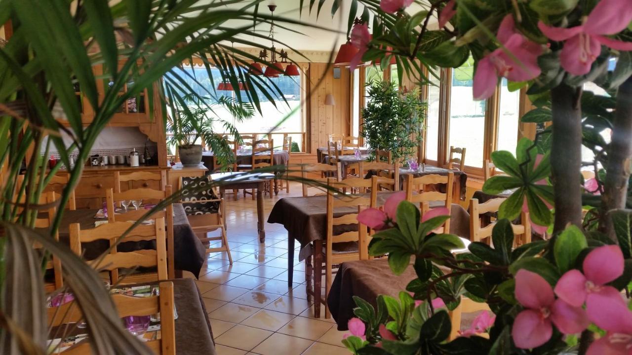 Hotel Restaurant Le Yeti Ле-Русс Экстерьер фото